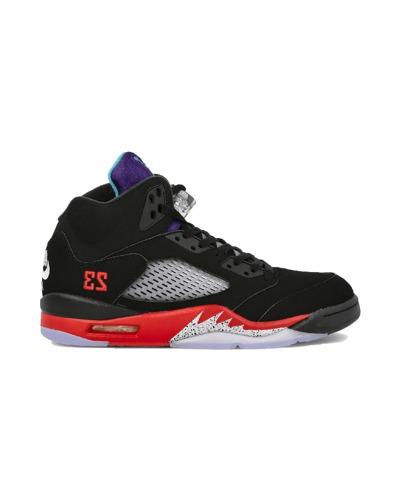 Air Jordan 5 Retro 'Top 3' på hvit bakgrunn, peker mot høyre