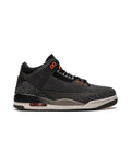 Jordan 3 Retro Fear Pack (2023) på hvit bakgrunn, peker mot høyre