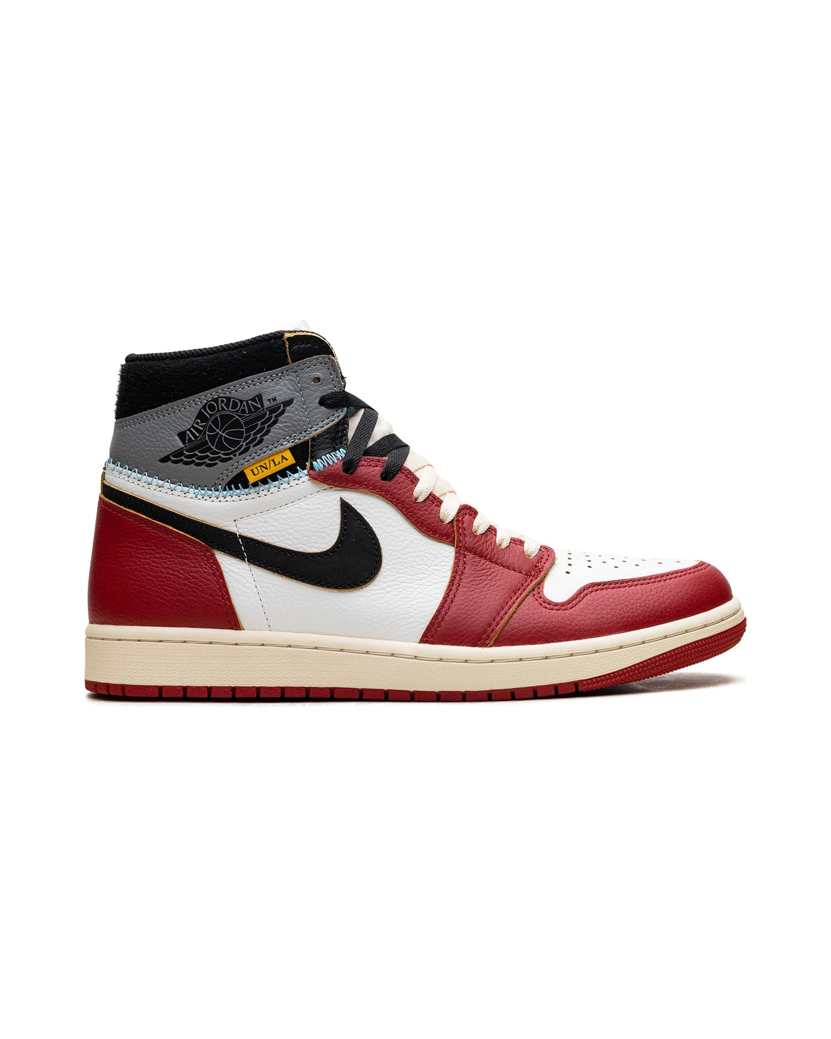 Jordan 1 Retro High OG SP Union LA Chicago Shadow på hvit bakgrunn, peker mot høyre